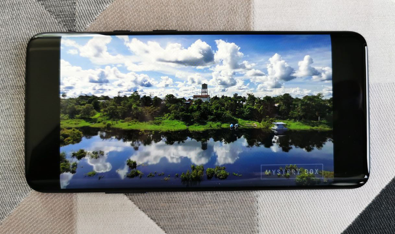 Illustration for article titled OnePlus 7 Pro es una merecida bofetada a todos los móviles de gama alta de más de mil dólares